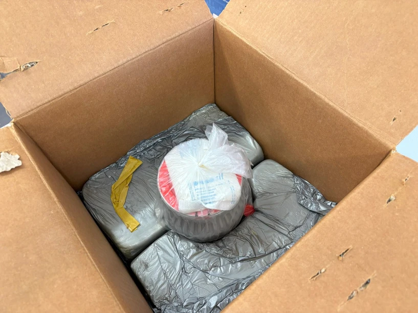 Agilent: TURBO-V301 Navigator Turbo Pump with Controller