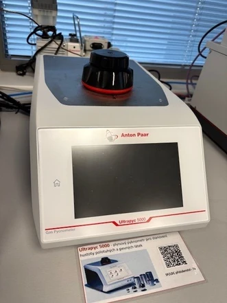 Anton Paar Ultrapyc 5000 gas pycnometer (Demo)