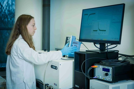 Interview with Veronika Leová: From „Crazy Scientist“ to Professional Research