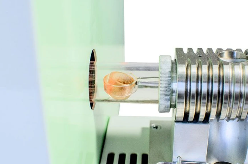 LABTECH: LTX UNIQUE - Sample Introduction and Measurement