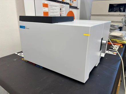 Agilent Cary 3500 UV-Vis Compact, G9864A (Refurbished)