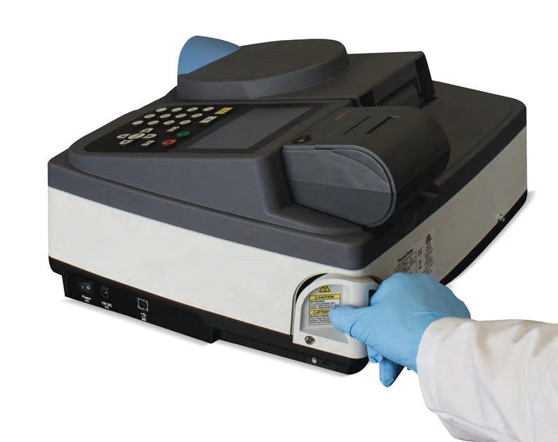 Thermo Scientific™ GENESYS™ 30 Vis Spectrophotometer: Quick and simple lamp replacement.