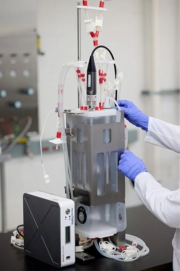 Thermo Scientific MarqMetrix All-In-One Process Raman Analyzer